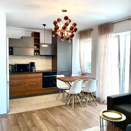 Апартаменти Top City Terrace Брашов