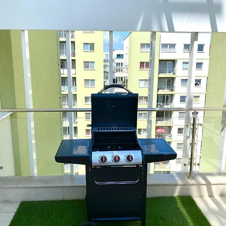 Top City Terrace